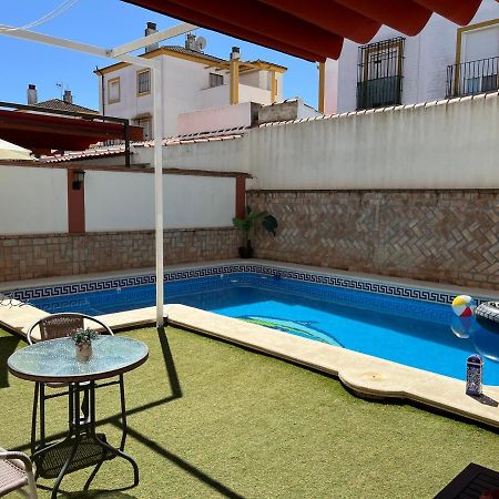 Casa Con Piscina Cerca De Sevilla Buitenkant foto
